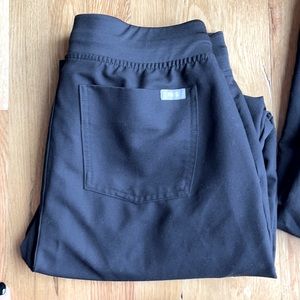 Medium Figs Joggers